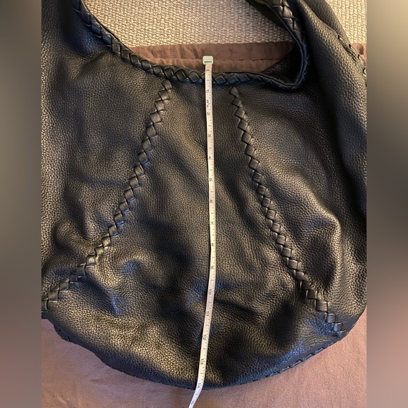 Bottega Veneta Cervo Hobo Bag (Large) - Picture 8 of 12